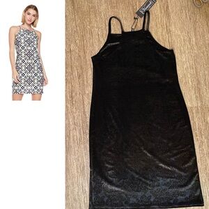 Embroidered velvet shift dress
